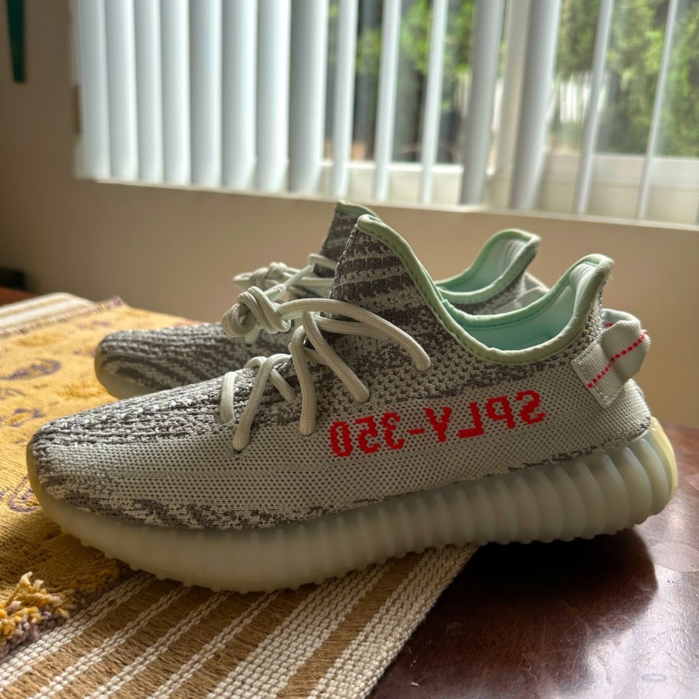 Men’s 7 Adidas Yeezy 350. Brand New. Never worn